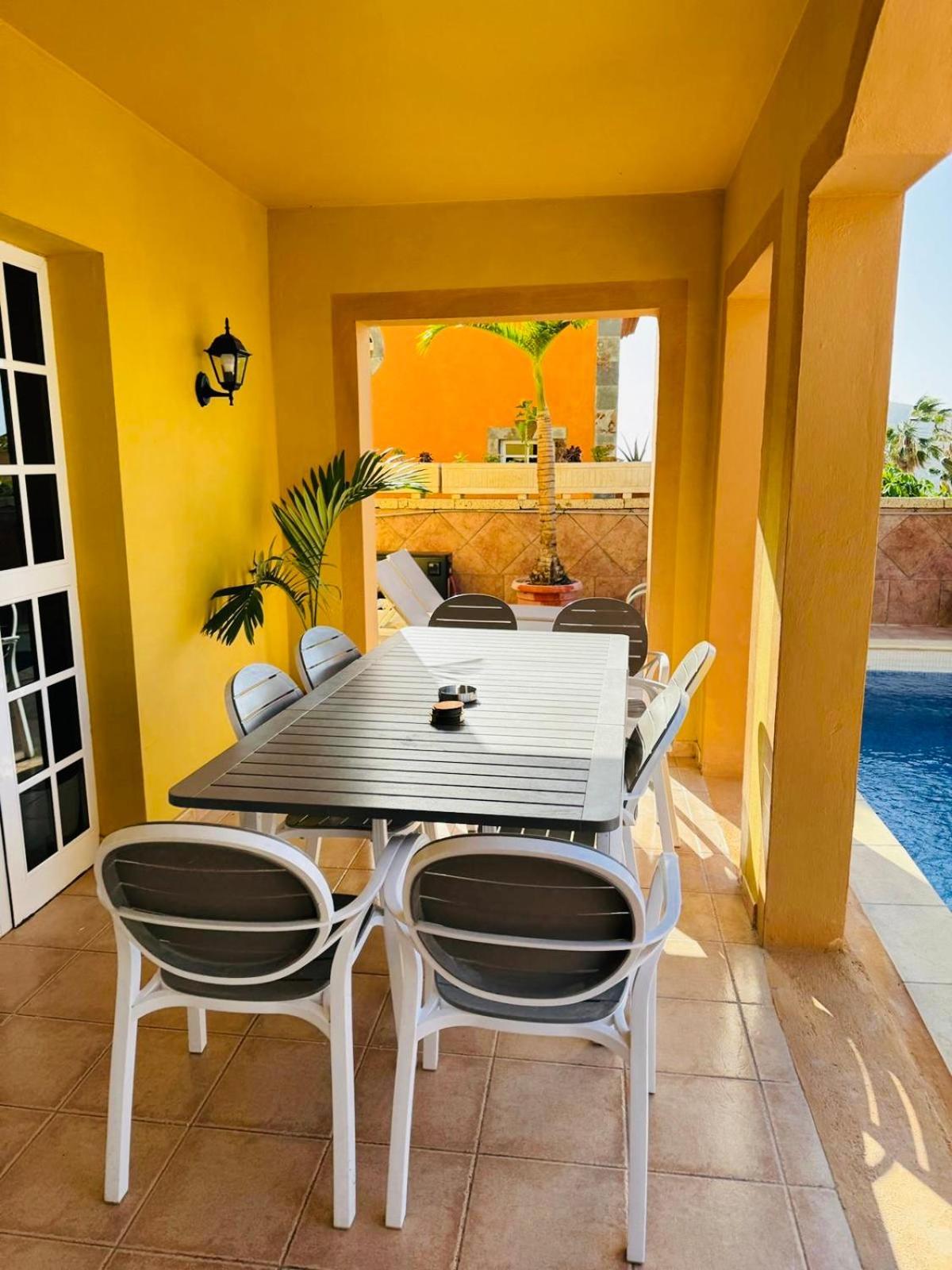 Villa Chayofa Exterior photo